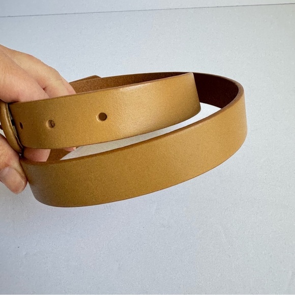 Vintage Beige Leather Belt Tan Skinny Womens Small / Medium - Picture 2 of 7